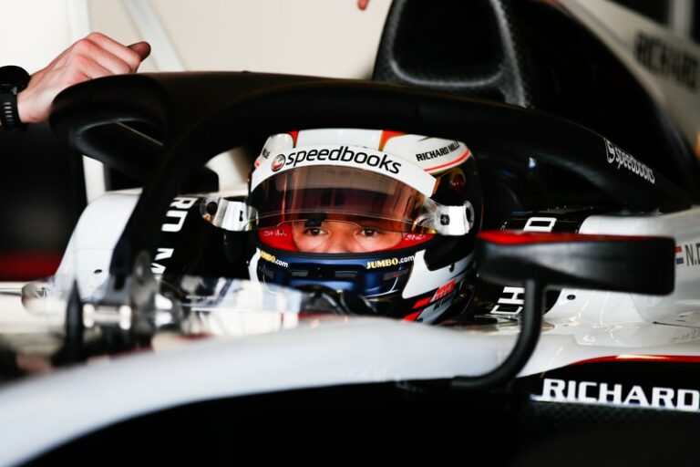 Jerez NJ Design helmet design