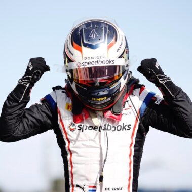 Nyck De Vries helmet design Stilo