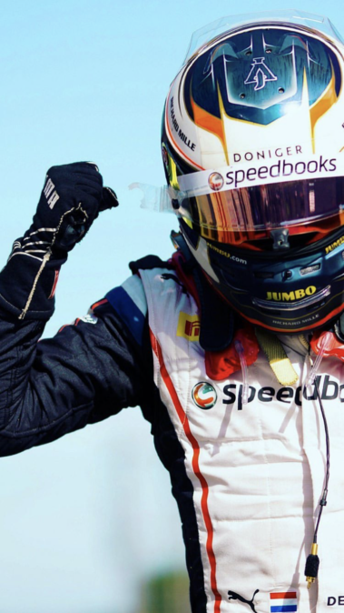 Nyck De Vries helmet design Stilo