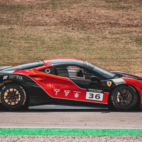 Ferrari 488 Challenge Evo