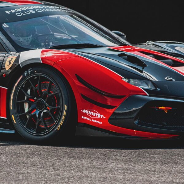 Ferrari 488 Challenge Evo