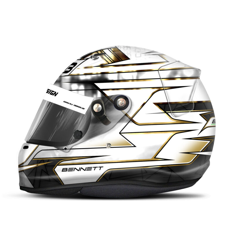 Clinton Bennett helmet