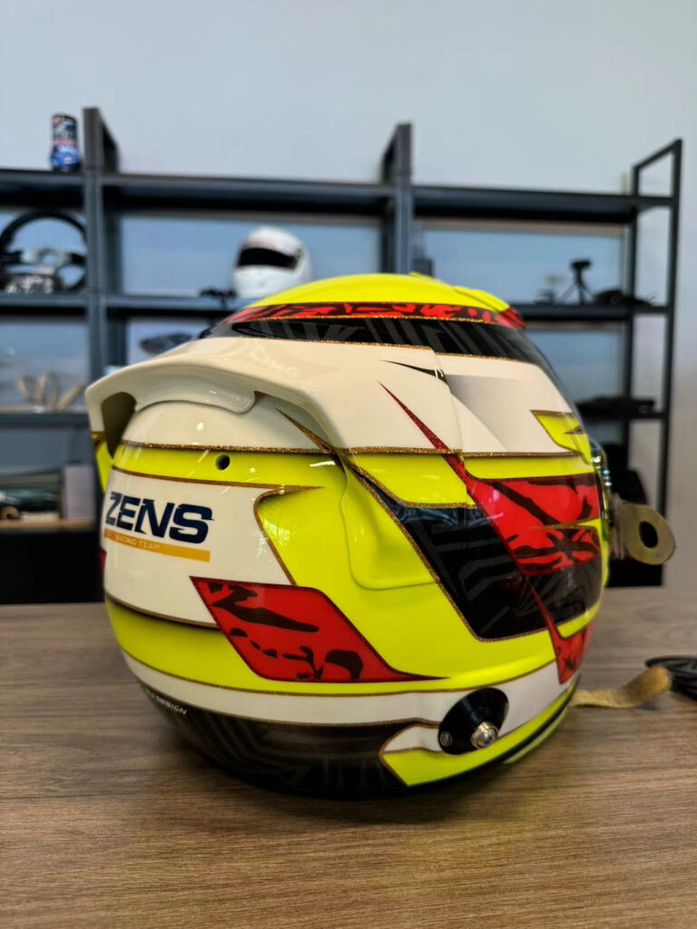 Kris Chen helmet 