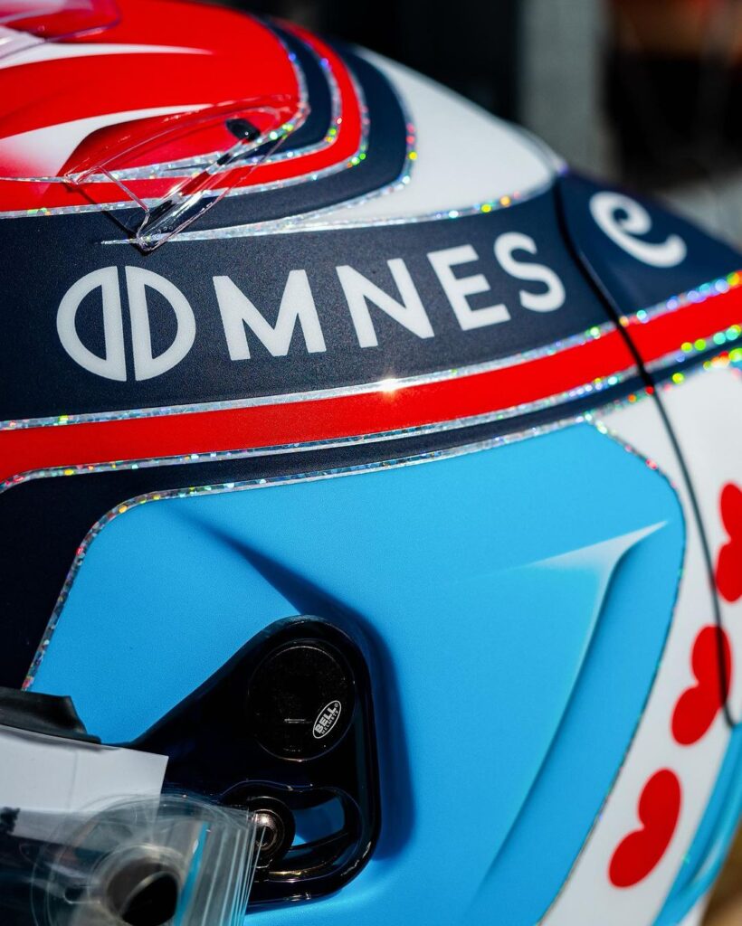 Nyck De Vries Formula E helmet