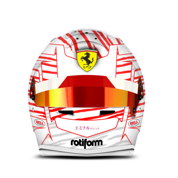 Lilou Wadoux helmet design