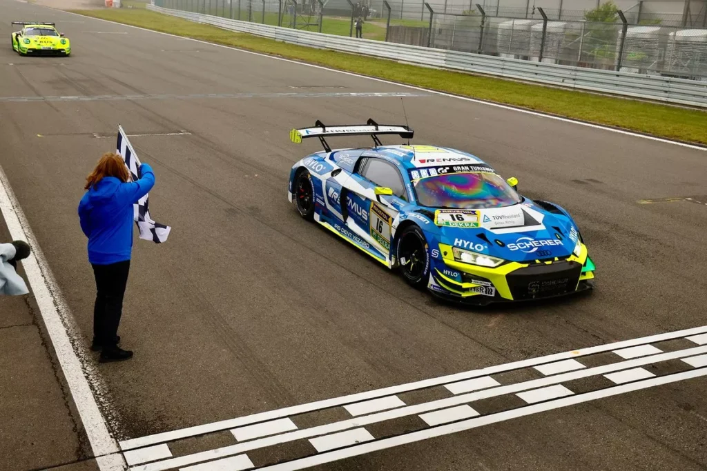 Dennis Marschall wins 24 Hours Nürburgring