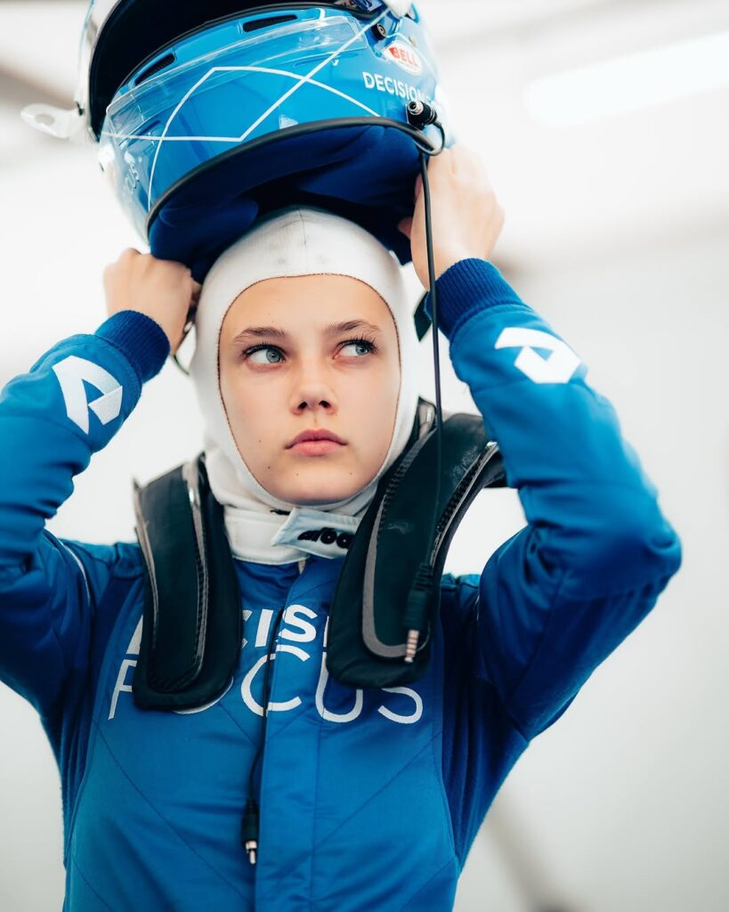 Alba Hurup Larsen helmet design