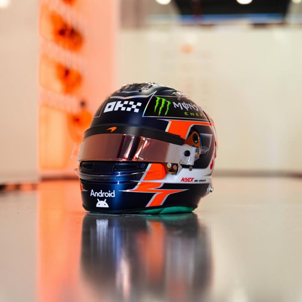 Nyck De Vries helmet design Mclaren