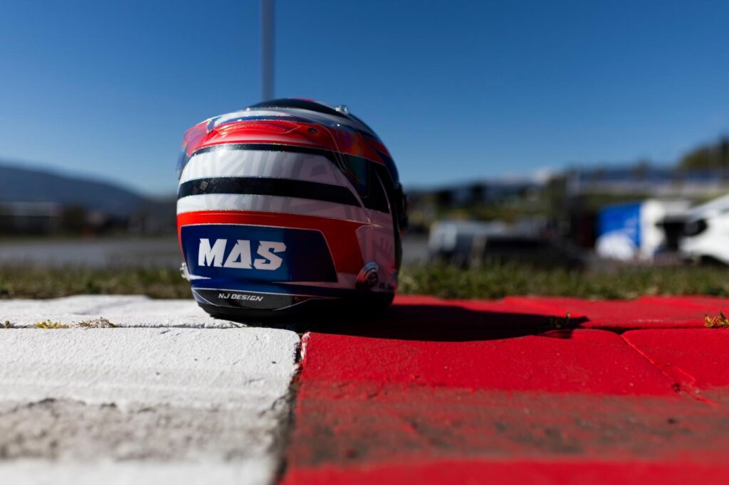 Marcus Saeter helmet design