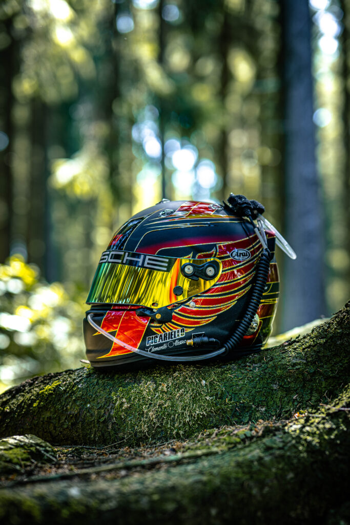Alessio Picariello helmet design